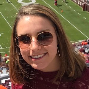 Meet your Posher, Hannah